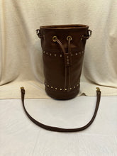 Load image into Gallery viewer, Women's Leather Bucket Bag Salt Marsh Brown
