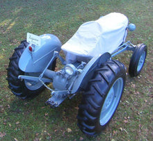 Load image into Gallery viewer, Massey Ferguson TE20, TO20, TO30 Tractor Cover
